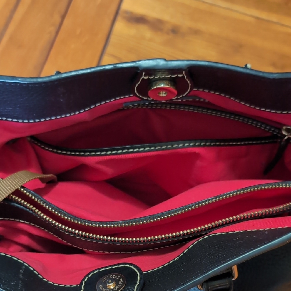 Dooney & Bourke Black Leather Women's Bag - Picture 6 of 8